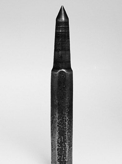 Bulldog Center Punch